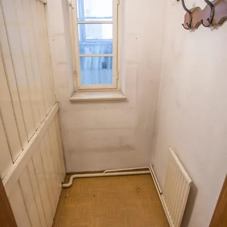 Old Town City Center Innsbruck Apartment شقة *